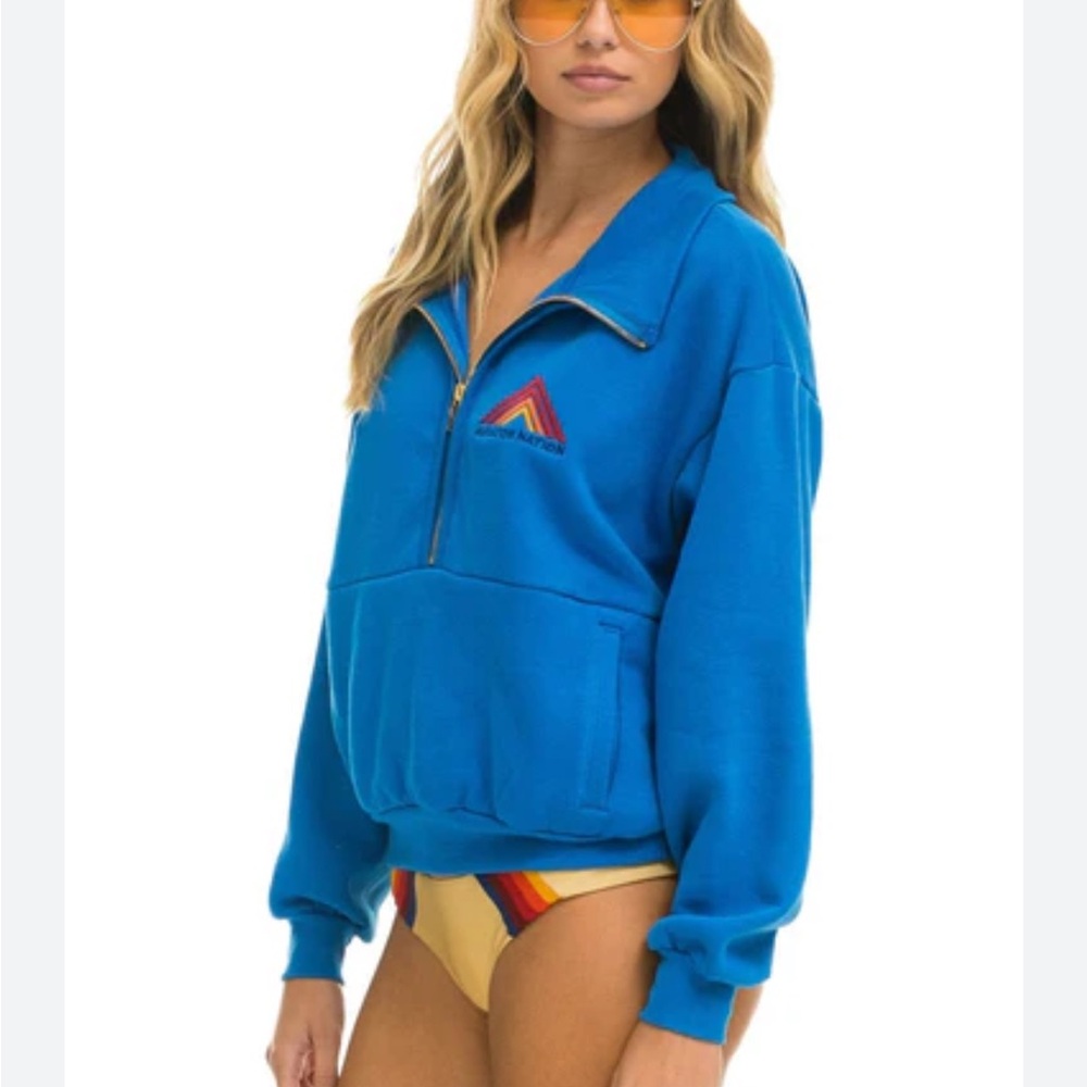 MOUNTAIN EMBROIDERY HALF ZIP SWEATSHIRT OCEAN